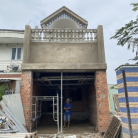 Chủ đầu tư : chị Yến